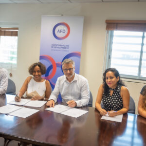 L’ AFD et l’EPFL de Guadeloupe ont signé une convention de prêt