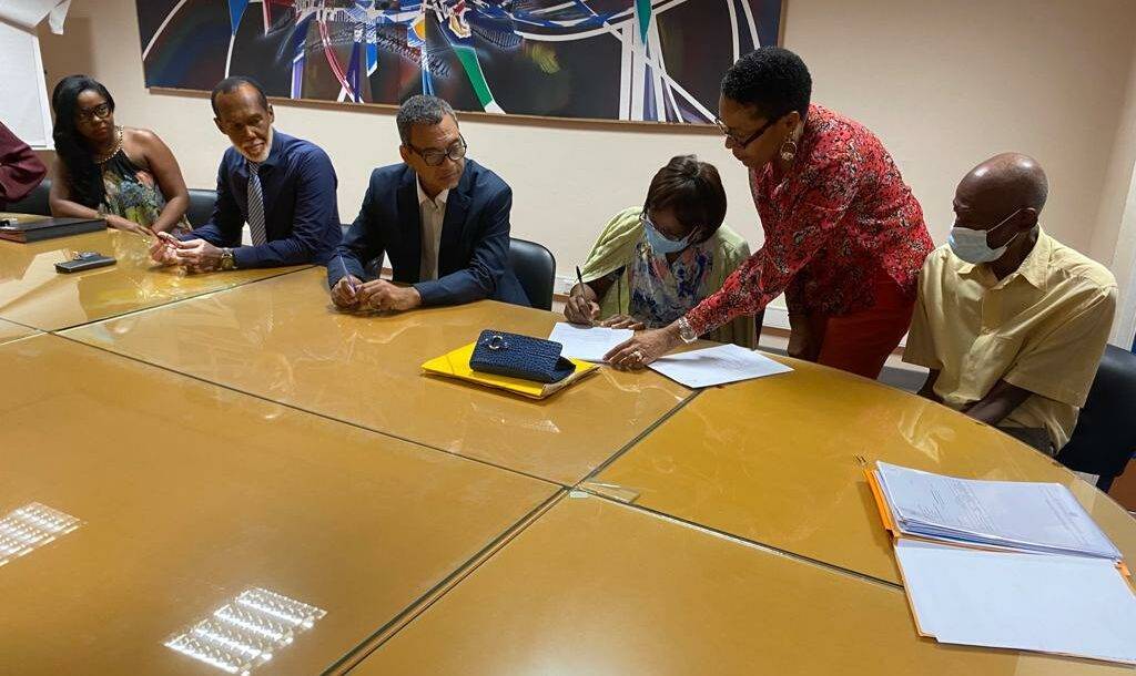La régularisation foncière : un impératif de justice sociale pour l’EPFL de Guadeloupe La régularisation foncière : un impératif de justice sociale pour l’EPFL de Guadeloupe