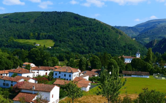 Opération ATTANIA au Pays Basque : un projet exemplaire de déconstruction-reconstruction Opération ATTANIA au Pays Basque : un projet exemplaire de déconstruction-reconstruction
