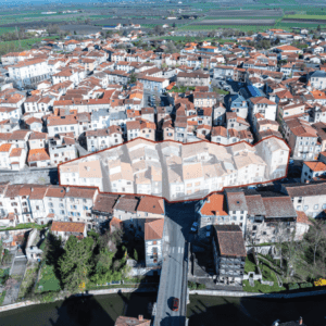 A Maringues, l’EPF Auvergne engagé pour redonner vie à un îlot dégradé du centre-bourg