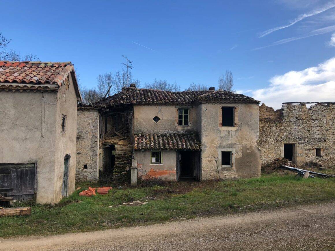 Proposition de loi sur le bâti rural : des ambitions revues à la baisse lors de l’examen parlementaire