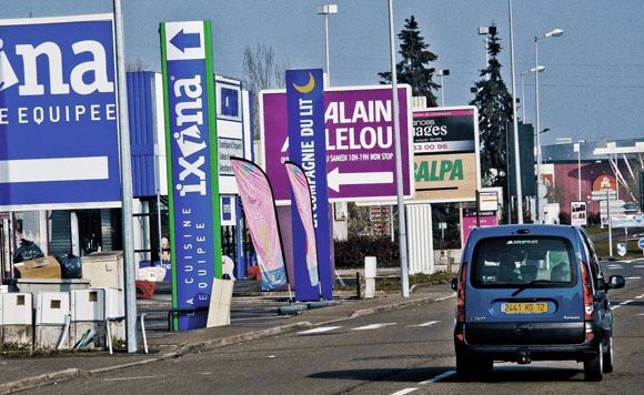 L’Association s’engage aux côtés d’ICADE et de la SCET pour la 2nde édition du Baromètre des entrées de ville commerciales L’Association s’engage aux côtés d’ICADE et de la SCET pour la 2nde édition du Baromètre des entrées de ville commerciales